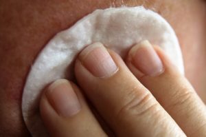 Come idratare adeguatamente la pelle
